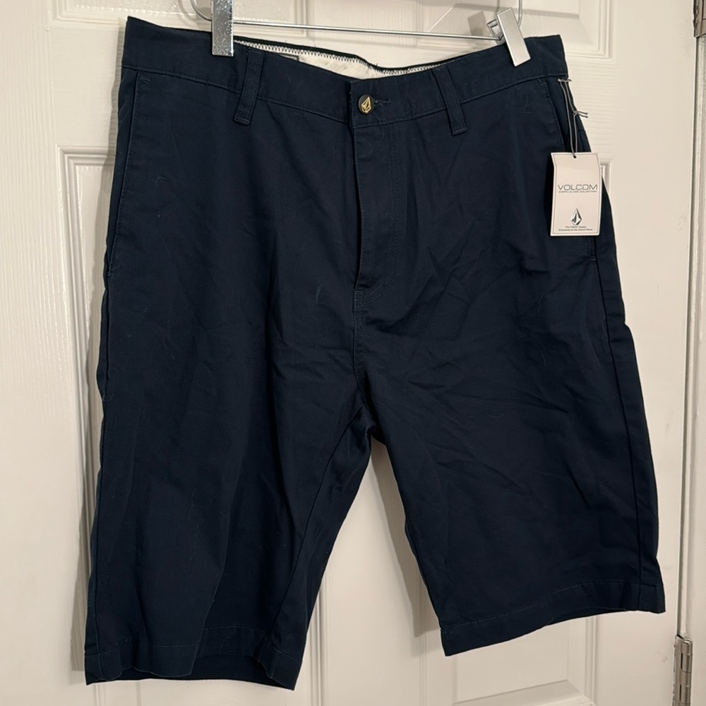 Volcom Men Shortd Navy Blue Size 32 NWT